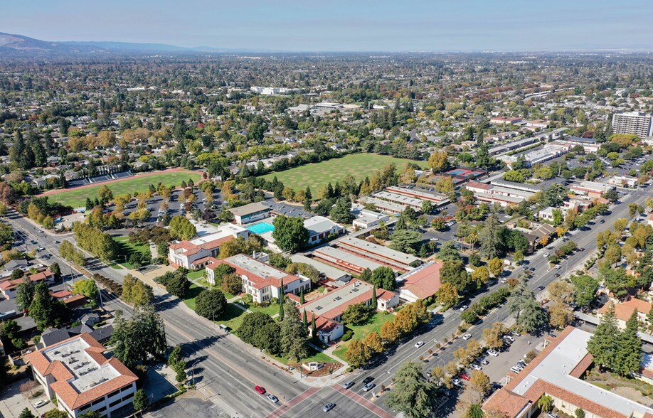 More Photos Of 1 W Campbell Ave, Campbell Office For Lease