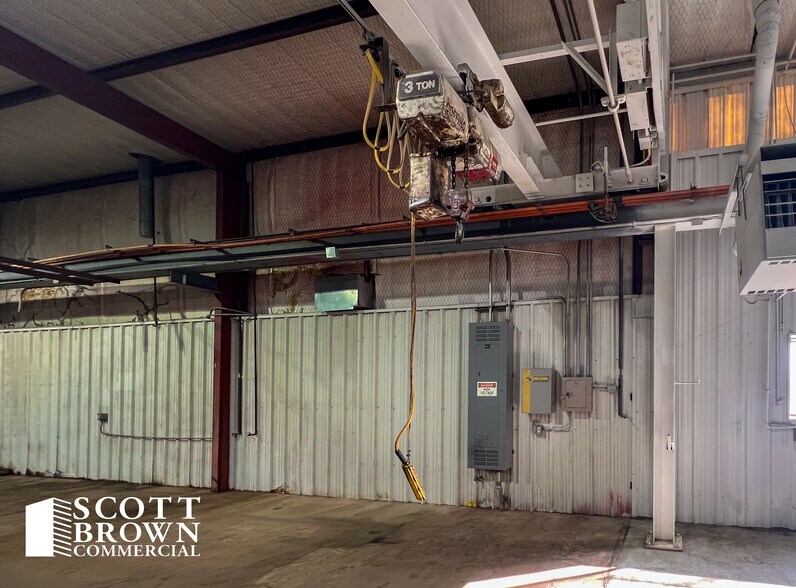 More Photos Of 212 Lake Rd, Bridgeport Industrial For Sale