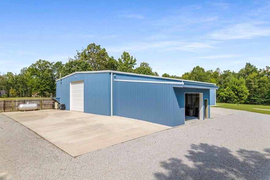 More Photos Of 456 Lakewood Park Rd, Beechgrove General Retail For Sale