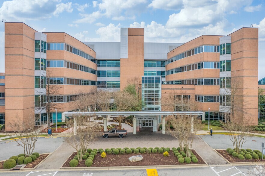More Photos Of 4000 Coliseum Dr, Hampton Medical For Lease