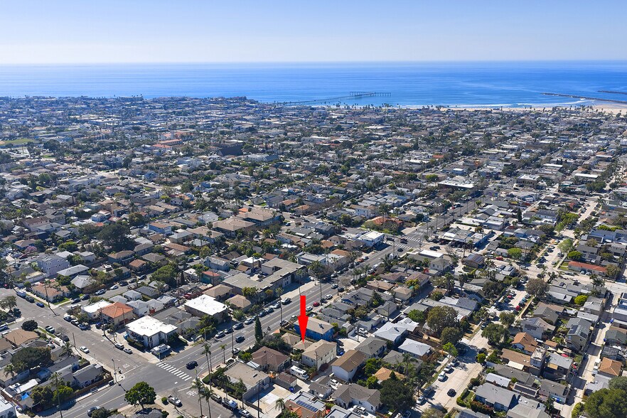 More Photos Of 4618 Voltaire St, San Diego Multifamily For Sale