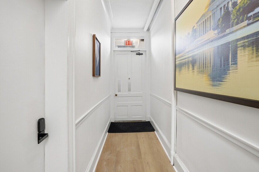 More Photos Of 313 C St SE, Washington Multifamily For Sale