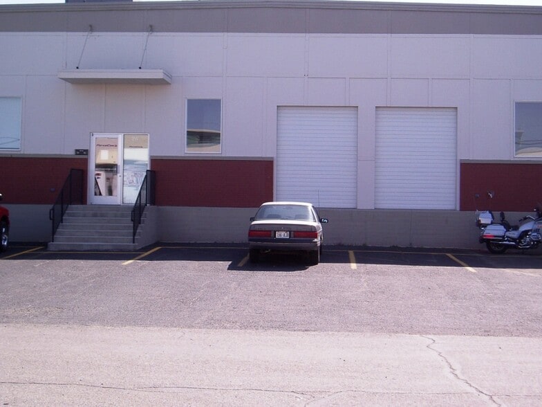 More Photos Of 3808 N Sullivan Rd, Spokane Valley Warehouse For Lease