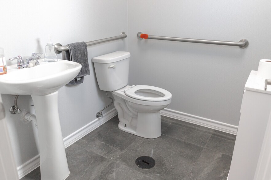 More Photos Of 119 North America Rd, Laredo Land For Sale