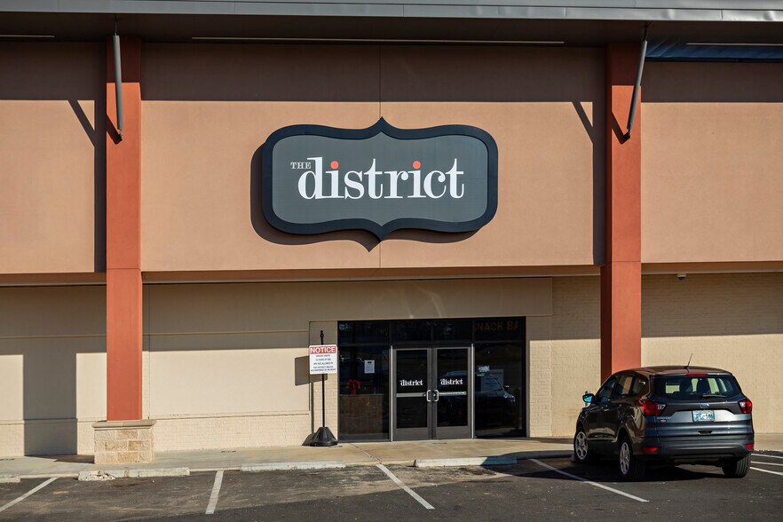 More Photos Of 1403-1425 SE Washington St, Idabel Freestanding For Lease