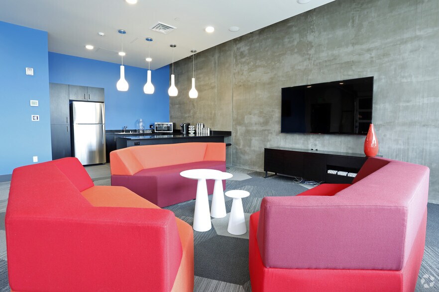 More Photos Of 1516 NW 51st St, Seattle Apartments For Sale