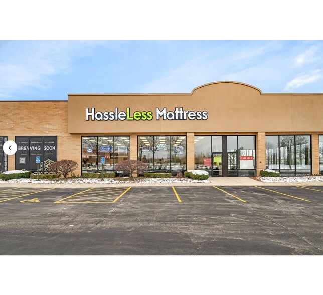 More Photos Of 1076 Route 59, Aurora Freestanding For Lease