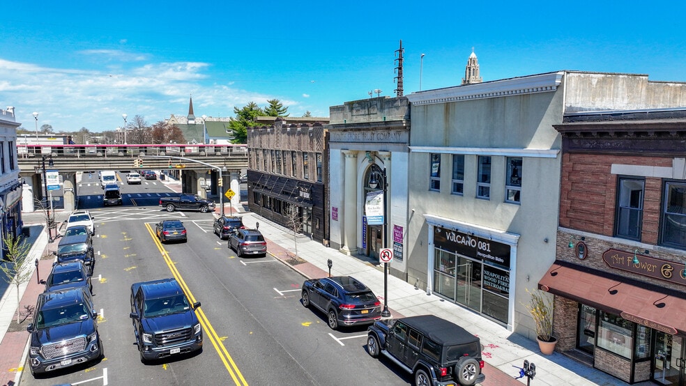 More Photos Of 43 N Village Ave, Rockville Centre Freestanding For Sale