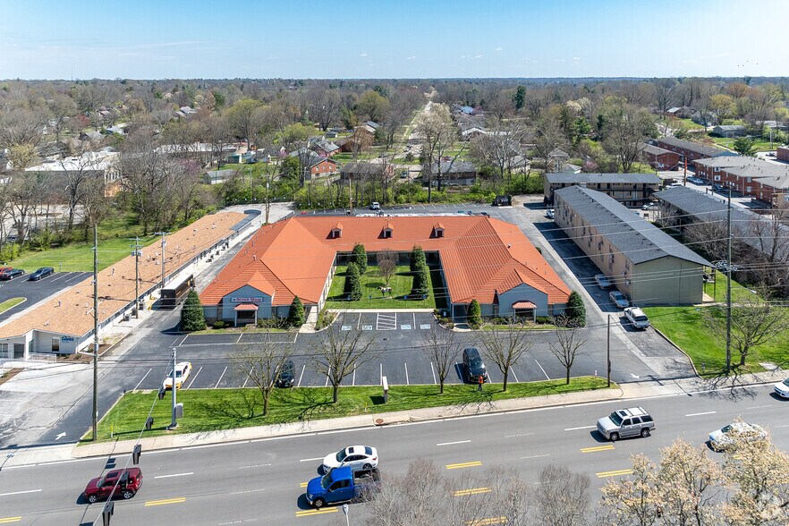 More Photos Of 2134 Nicholasville Rd, Lexington Medical For Sale