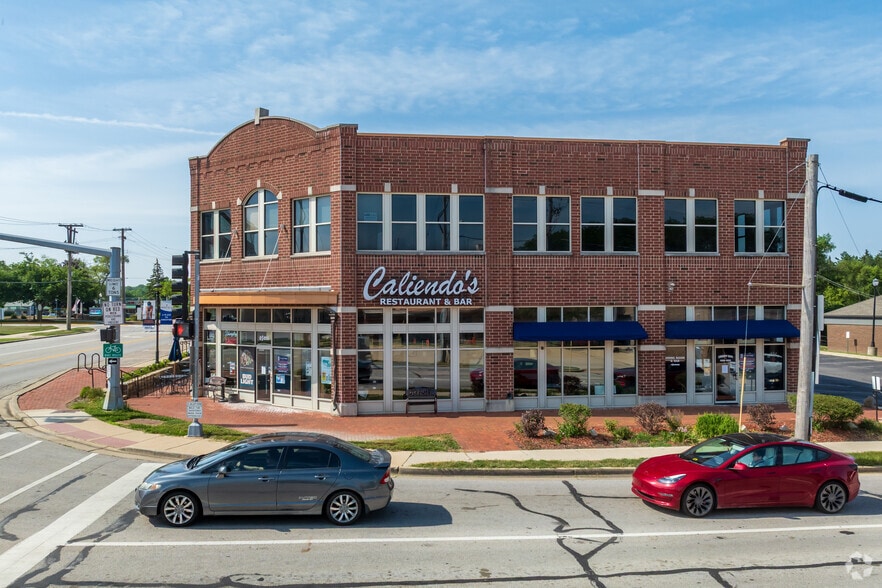 More Photos Of 0S050 Winfield Rd, Winfield Storefront Retail Office For Lease