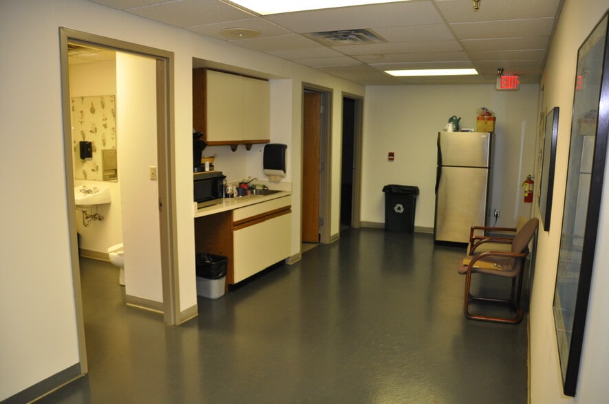 More Photos Of 5825 Clyde Rhyne Dr, Sanford Warehouse For Lease