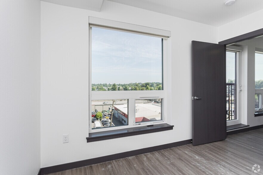 More Photos Of 1505 SW 107th St, Seattle Apartments For Lease