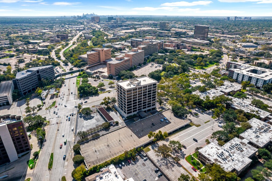 Primary Photo Of 7515 Greenville Ave, Dallas Medical For Lease