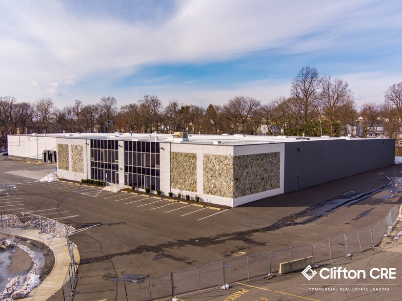 More Photos Of 50 Camptown Rd, Maplewood Warehouse For Lease