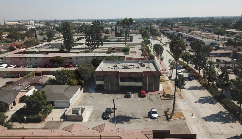 More Photos Of 8607 Imperial Hwy, Downey Office For Sale