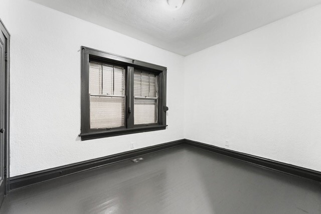 More Photos Of 1301 Pennsylvania St, Gary Apartments For Sale