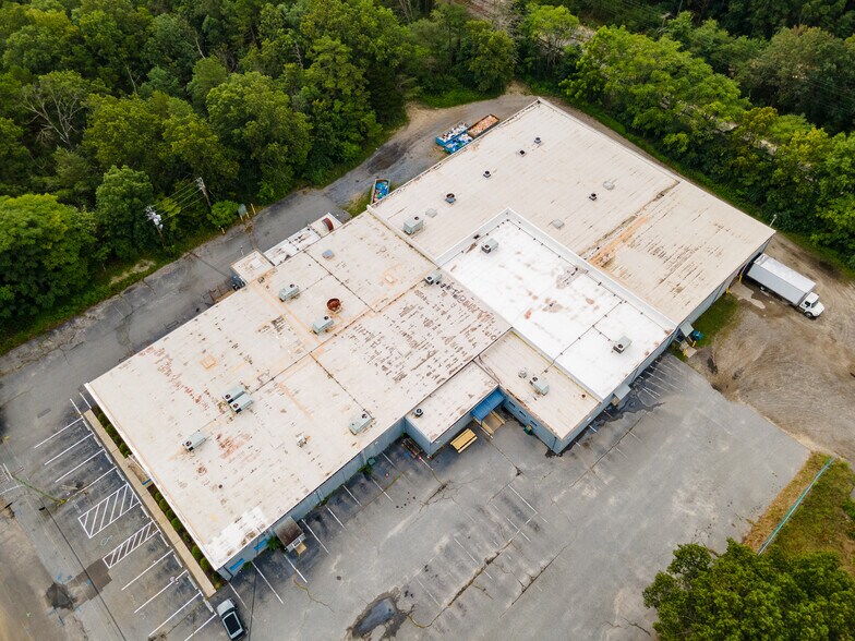 More Photos Of 1649 Castpa Pl, Vineland Manufacturing For Sale