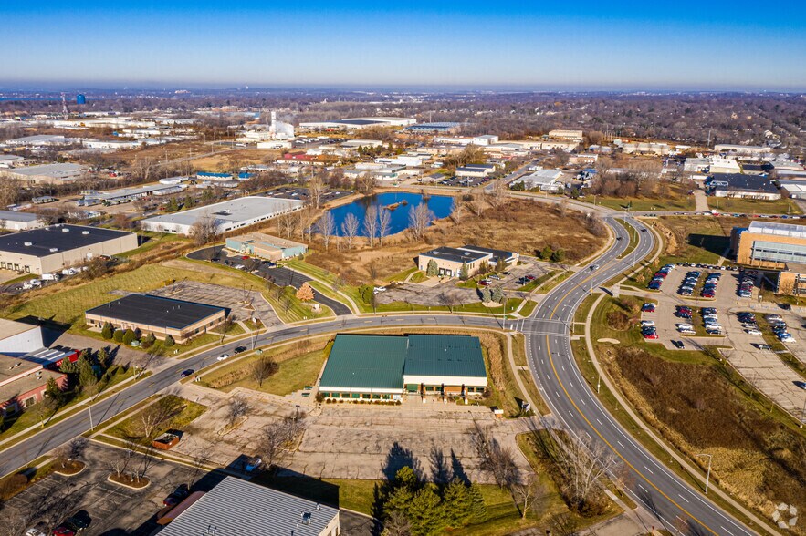 More Photos Of 2702 Agriculture Dr, Madison Office For Lease