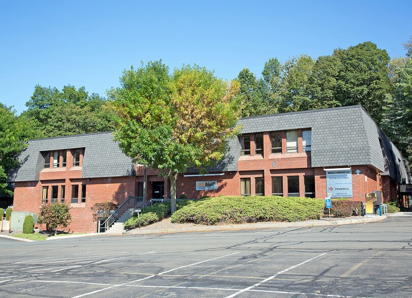More Photos Of 6 Berkshire Blvd, Bethel Office For Sale