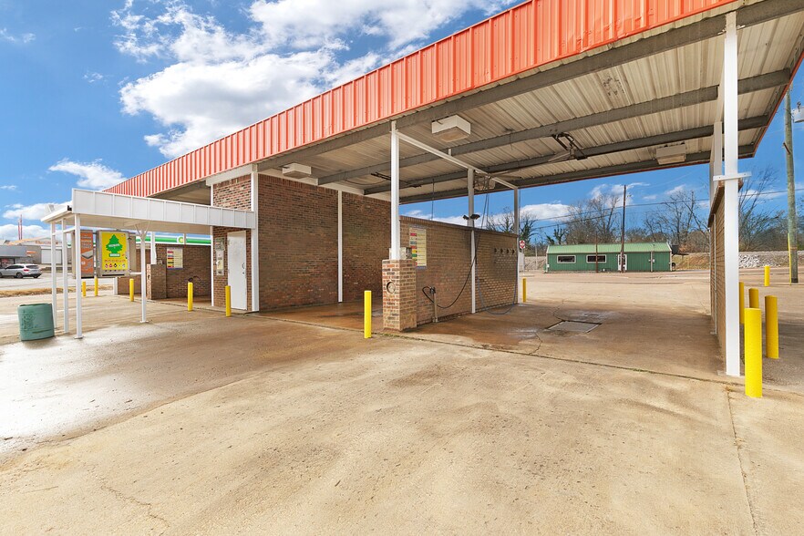 Primary Photo Of 1045 N 1st St, Milan Carwash For Sale
