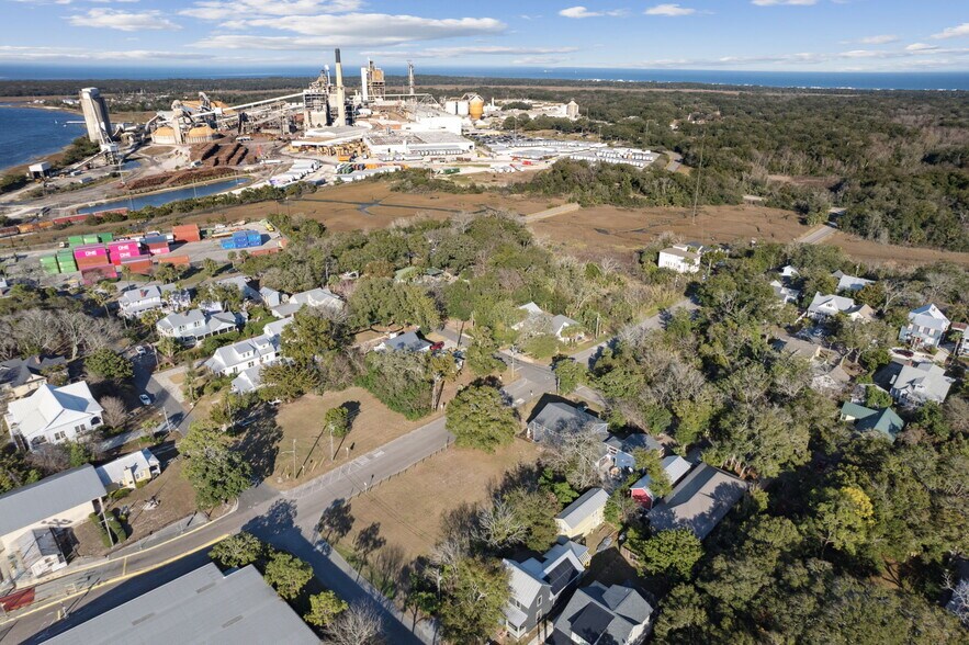 More Photos Of 332 N 3rd St, Fernandina Beach Land For Sale