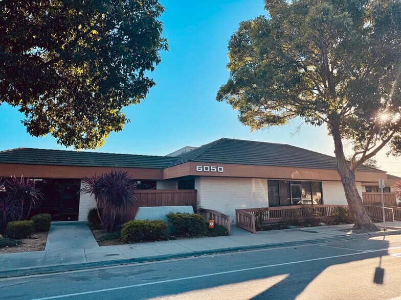 Primary Photo Of 6050 Seahawk St, Ventura Office For Lease