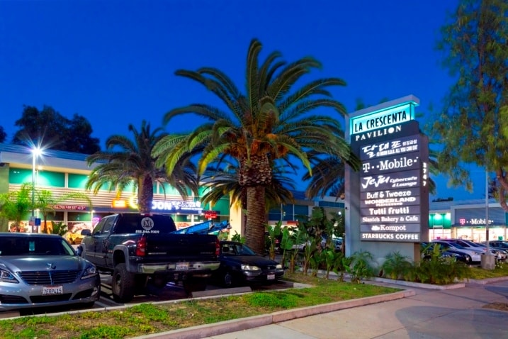 More Photos Of 3719-3731 Foothill Blvd, Glendale Restaurant For Lease