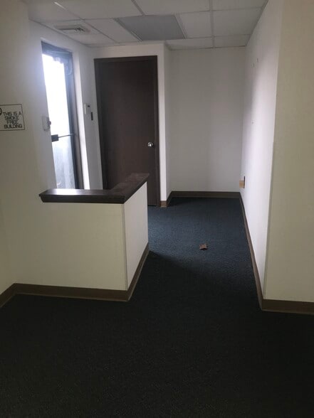 More Photos Of 227 N Jefferson St, New Castle Medical For Sale