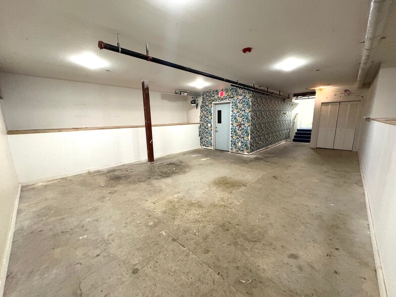 More Photos Of 362 W Broadway, South Boston Apartments For Sale