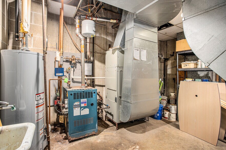 More Photos Of 135 N Church St, Kalamazoo Office Residential For Sale