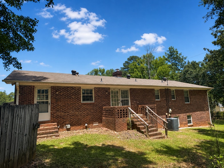 More Photos Of 2662 Thompson Mill Rd, Buford Religious Facility For Sale