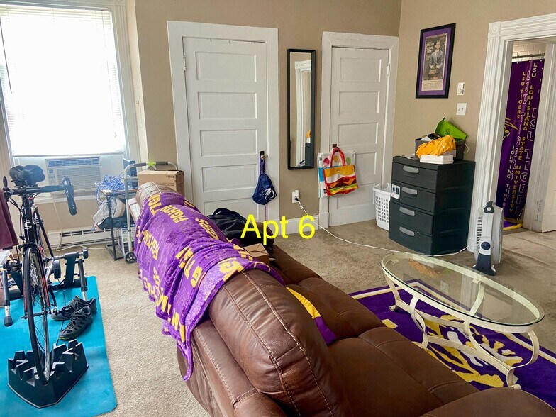 More Photos Of 406 N Loudoun St, Winchester Apartments For Sale