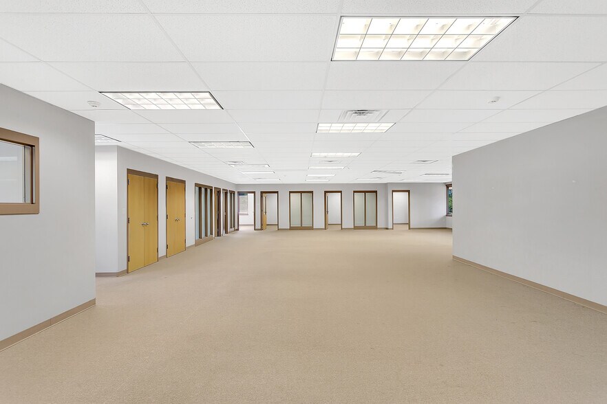 More Photos Of 4200 Triangle Ln, Murrysville Office For Lease