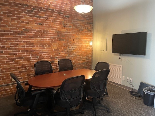 More Photos Of 13-25 Railroad Sq, Haverhill Office Residential For Lease