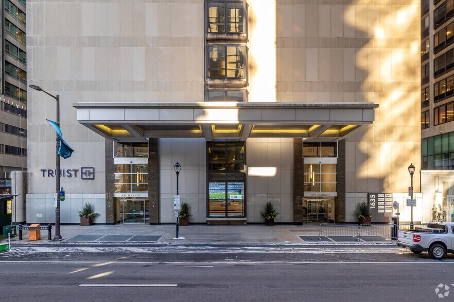More Photos Of 1635 Market St, Philadelphia Office For Sale