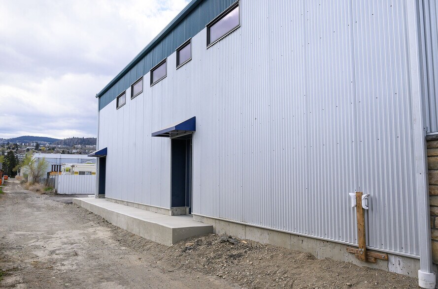 More Photos Of 240 Larkspur St, Kamloops Industrial For Sale