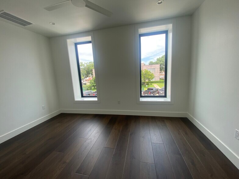 More Photos Of 123 E Jackson St, Burnet Coworking Space