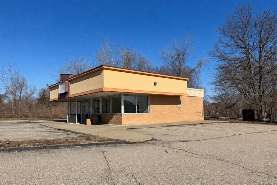 More Photos Of 641 Norwich New London Tpke, Uncasville Fast Food For Sale