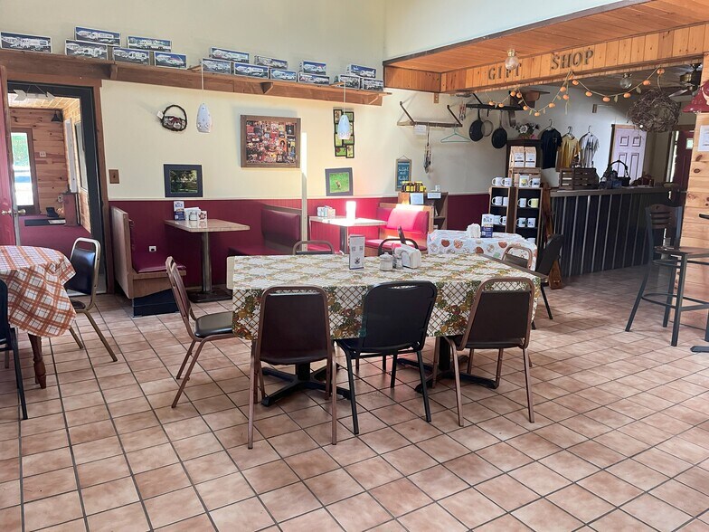 More Photos Of 1267 Elk Grove Rd, Benton Restaurant For Sale