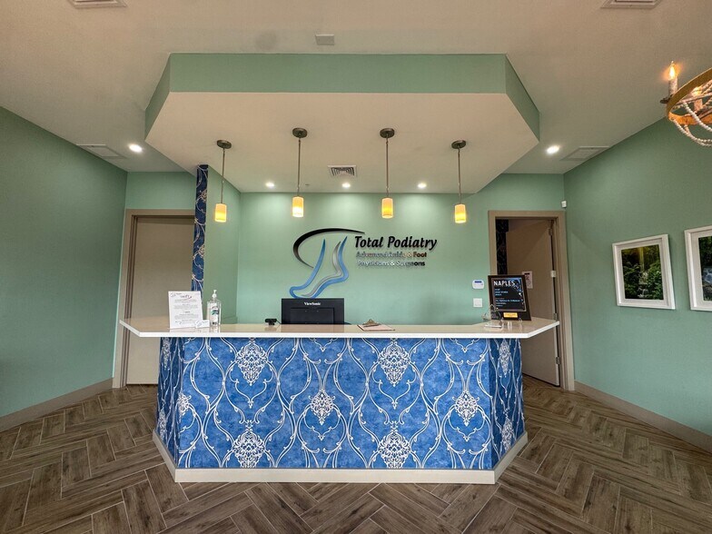 Primary Photo Of 2700 Immokalee Rd, Naples General Retail For Lease