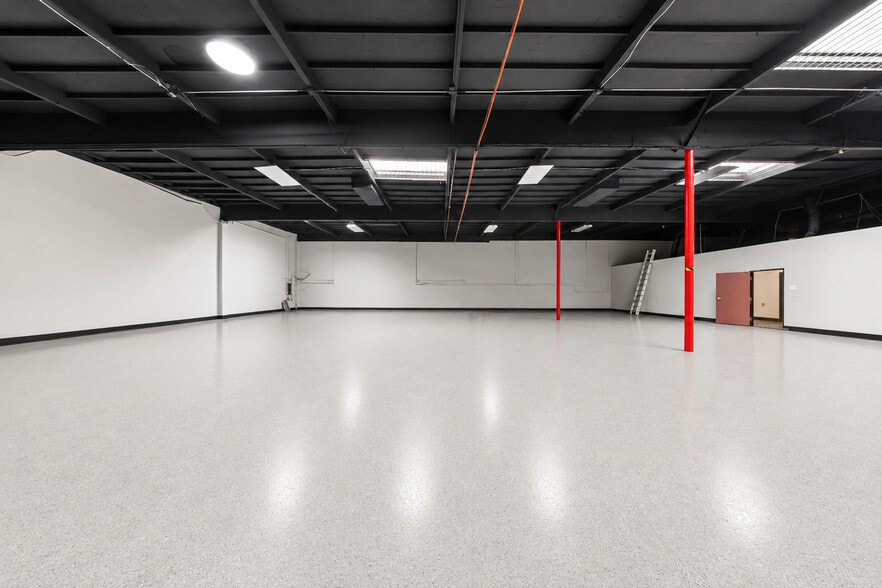 More Photos Of 23282 Peralta Dr, Laguna Hills Warehouse For Sale