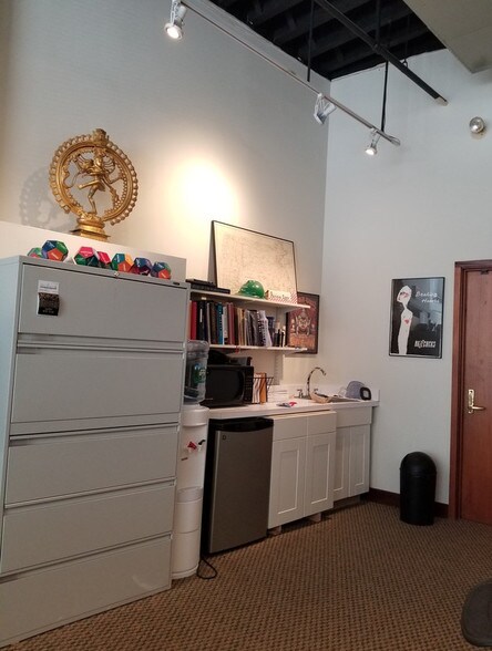 More Photos Of 192 South St, Boston Loft Creative Space For Lease