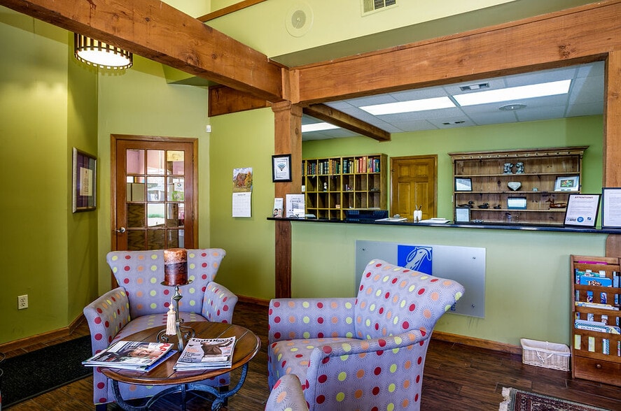 More Photos Of 2603 Browns Ln, Jonesboro Medical For Sale