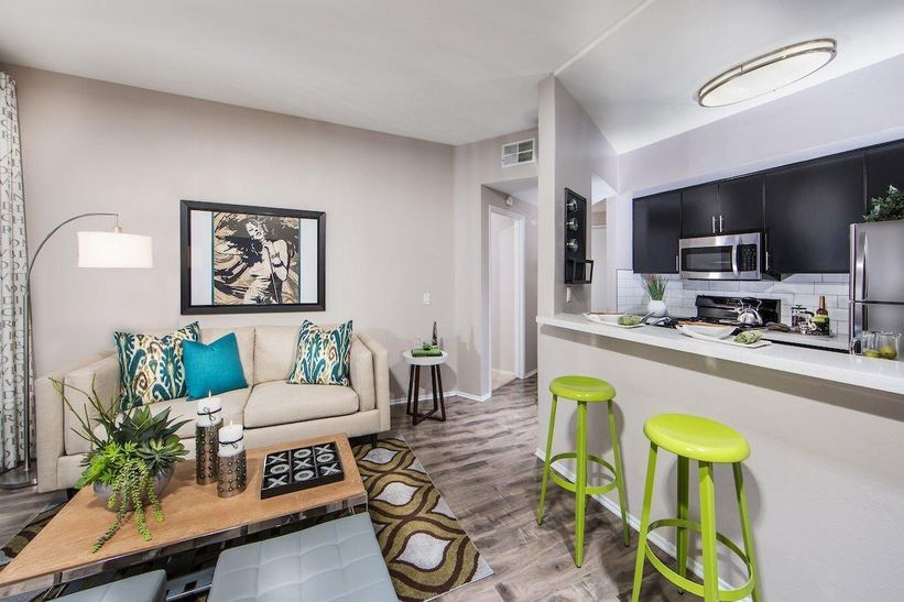 More Photos Of 1443 N Fuller Ave, Los Angeles Apartments For Sale