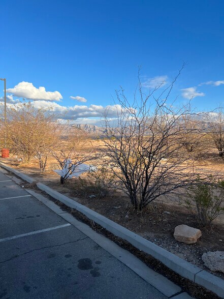 More Photos Of 1020 W Pioneer Blvd, Mesquite Land For Sale