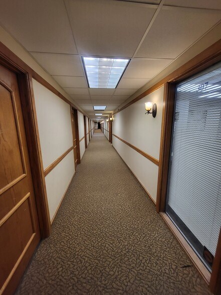 More Photos Of 4885 S 900 E, Salt Lake City Coworking Space