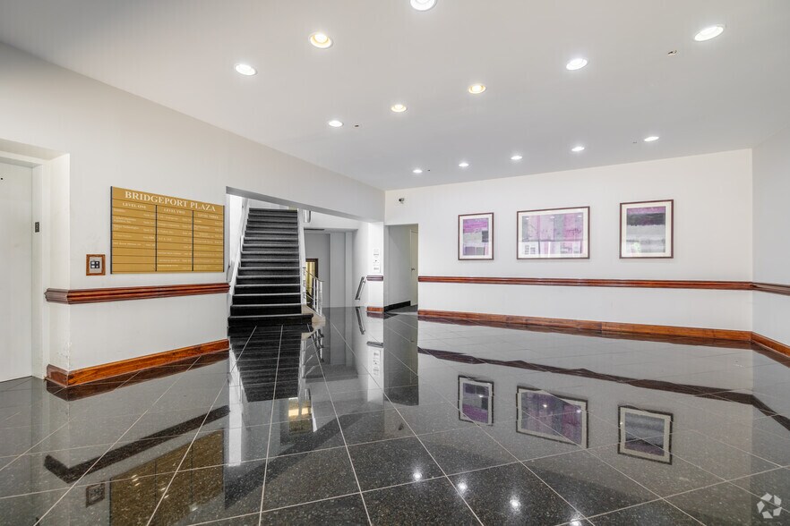 More Photos Of 408 E 4th St, Bridgeport Office For Lease