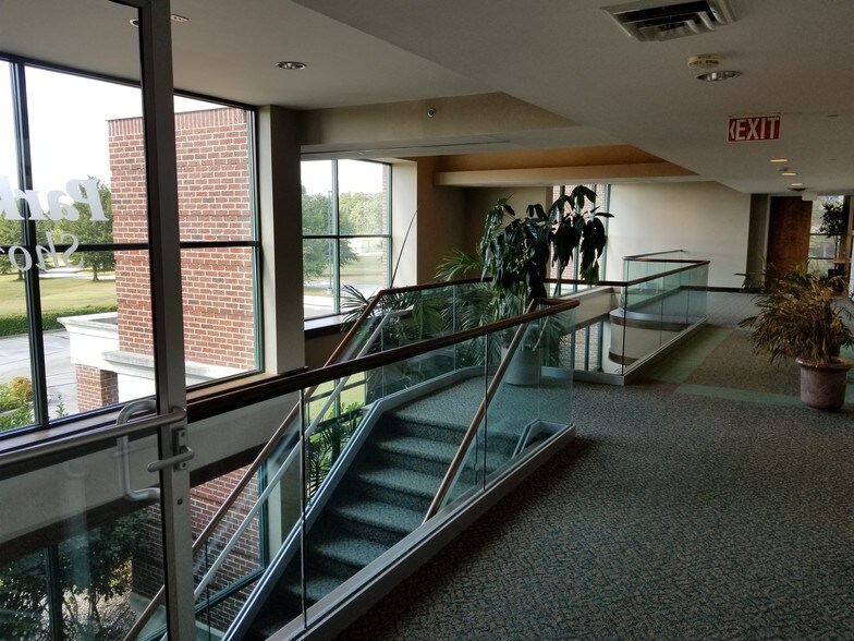 More Photos Of 6801 Augusta Rd, Greenville Warehouse For Sale