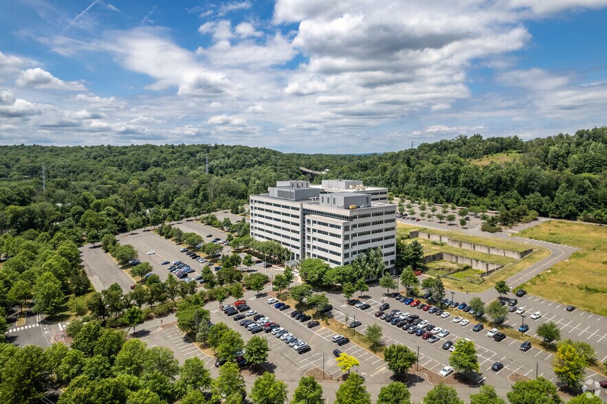 More Photos Of 300 Connell Dr, Berkeley Heights Office Residential For Lease