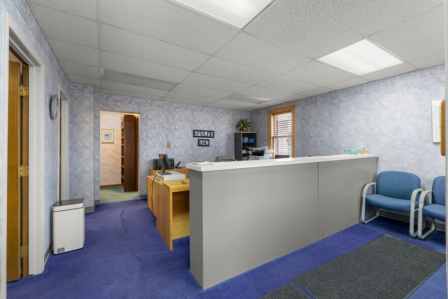 More Photos Of 6336 Fox Ave, Allen Park Office For Sale